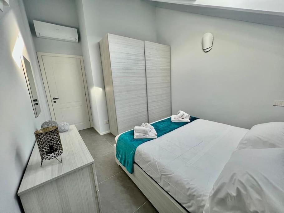 Apartamento Prestigioso Attico A Passo Duomo By Revenue House Casale Monferrato Exterior foto